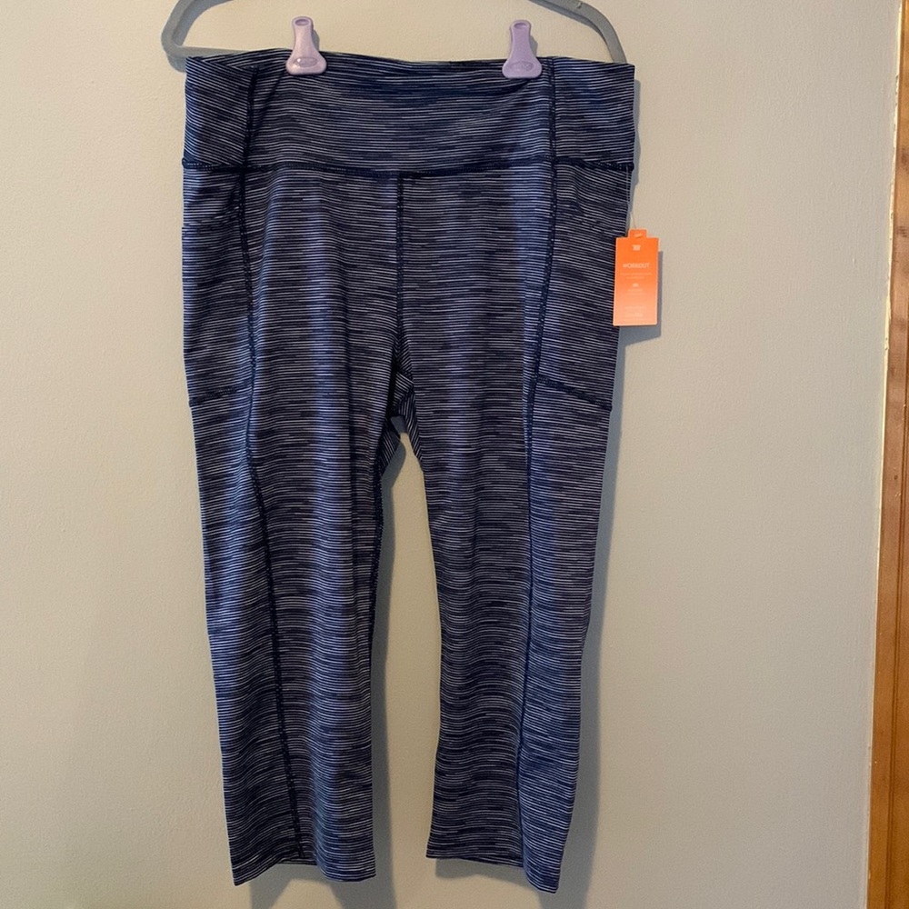 NWT Tek Gear Workout Capri Blue Stripes